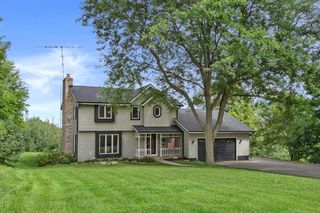 2445 Upland DRIVE, Burlington, WI 53105