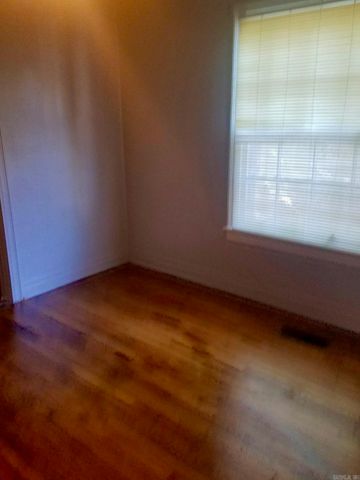 1703 Schaer Street, North Little Rock, AR 72114