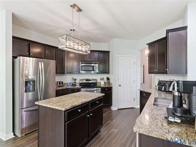 13317 Slayden Cir, Hanover, VA 23005