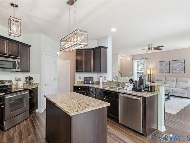 13317 Slayden Cir, Hanover, VA 23005