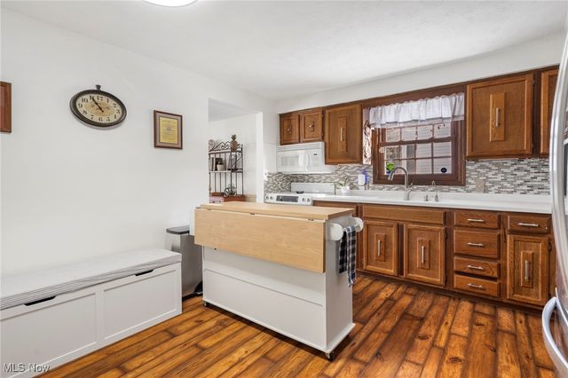 2246 Stoner Avenue NE, Massillon, OH 44646