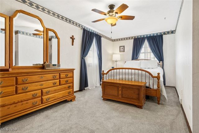 2246 Stoner Avenue NE, Massillon, OH 44646