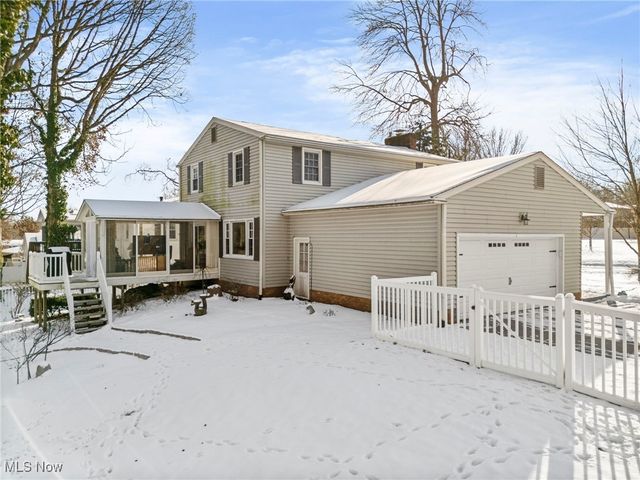 2246 Stoner Avenue NE, Massillon, OH 44646