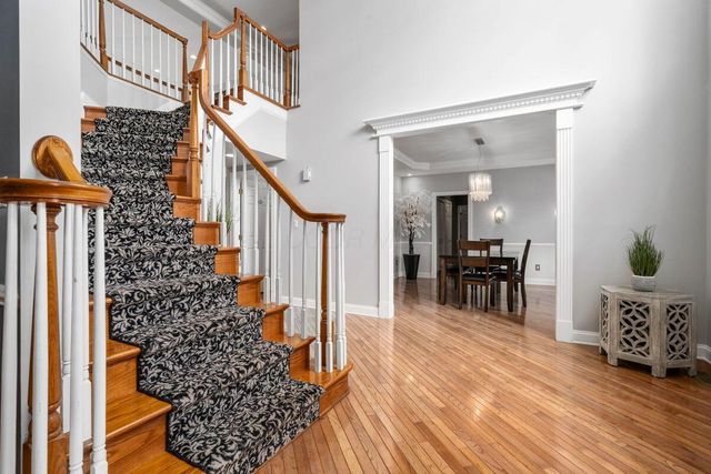 4750 Vista Ridge Drive, Dublin, OH 43017