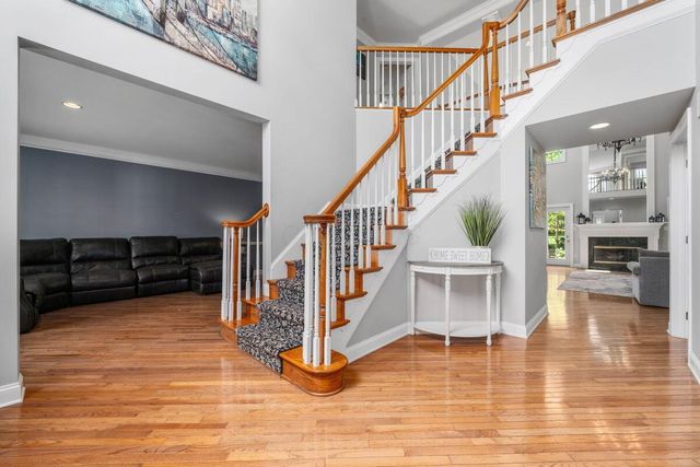 4750 Vista Ridge Drive, Dublin, OH 43017