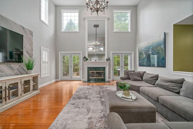 4750 Vista Ridge Drive, Dublin, OH 43017
