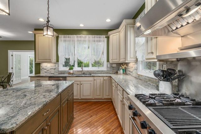 4750 Vista Ridge Drive, Dublin, OH 43017