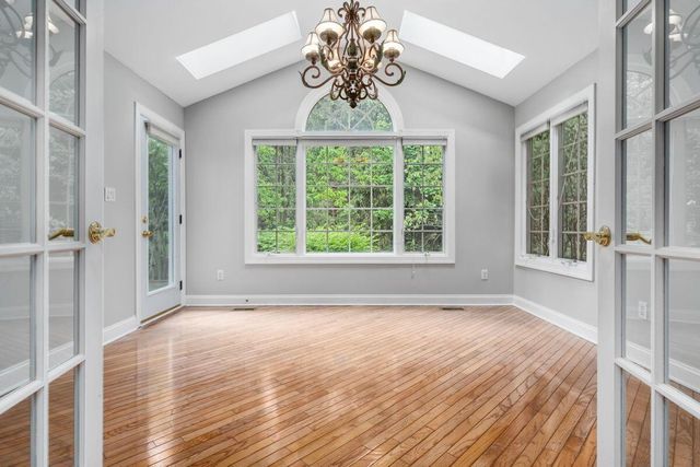 4750 Vista Ridge Drive, Dublin, OH 43017
