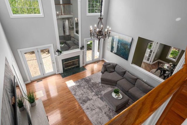 4750 Vista Ridge Drive, Dublin, OH 43017