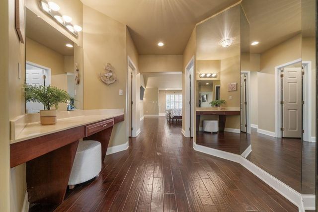 4750 Vista Ridge Drive, Dublin, OH 43017