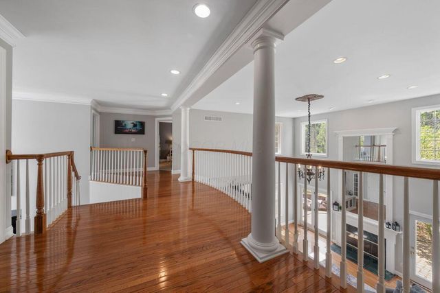 4750 Vista Ridge Drive, Dublin, OH 43017