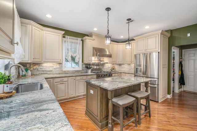 4750 Vista Ridge Drive, Dublin, OH 43017