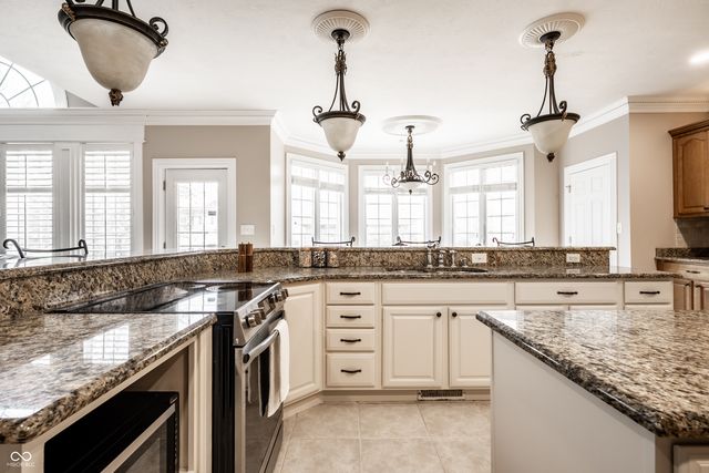 7422 Baden Drive, Indianapolis, IN 46278