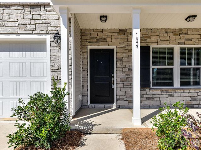 104 Trissy Court, Statesville, NC 28625
