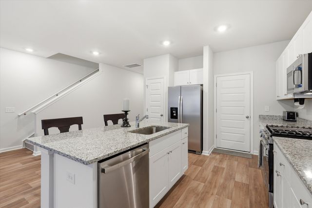 242 Agrarian Avenue, Summerville, SC 29485
