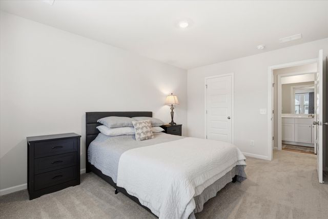242 Agrarian Avenue, Summerville, SC 29485