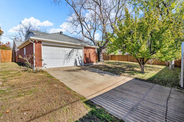 1832 Wonderlight Lane, Dallas, TX 75228