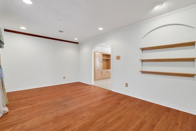 1832 Wonderlight Lane, Dallas, TX 75228