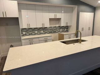 482 NW Marion Ave, Port St. Lucie, FL 34983