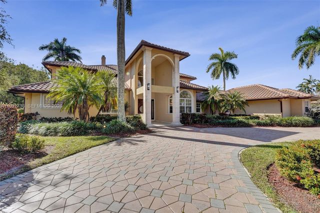 3855 Windmill Lake Road, Weston, FL 33332