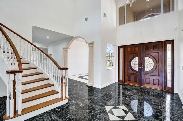 3855 Windmill Lake Road, Weston, FL 33332