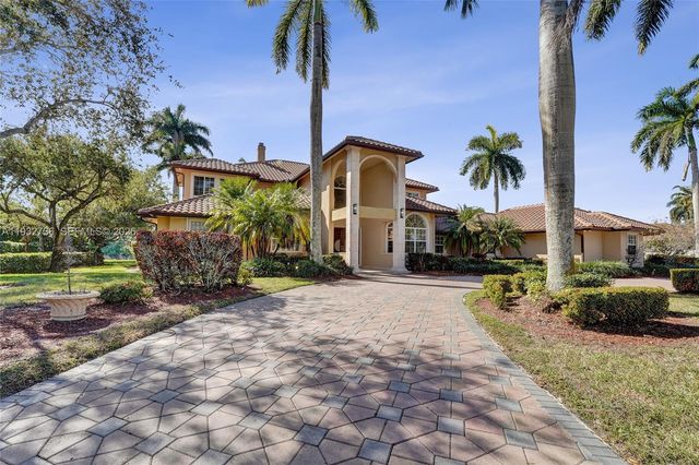 3855 Windmill Lake Road, Weston, FL 33332