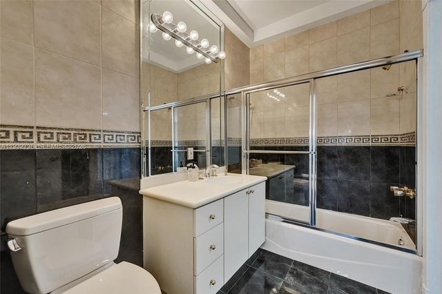 3855 Windmill Lake Road, Weston, FL 33332