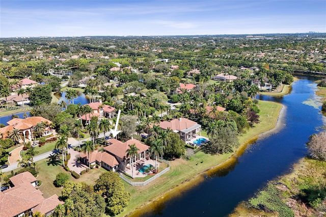 3855 Windmill Lake Road, Weston, FL 33332