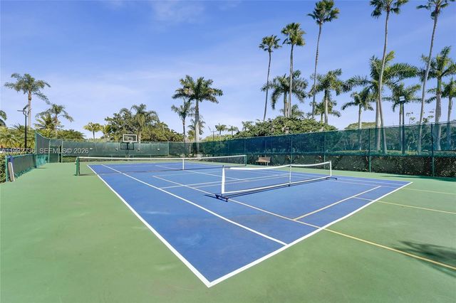 3855 Windmill Lake Road, Weston, FL 33332