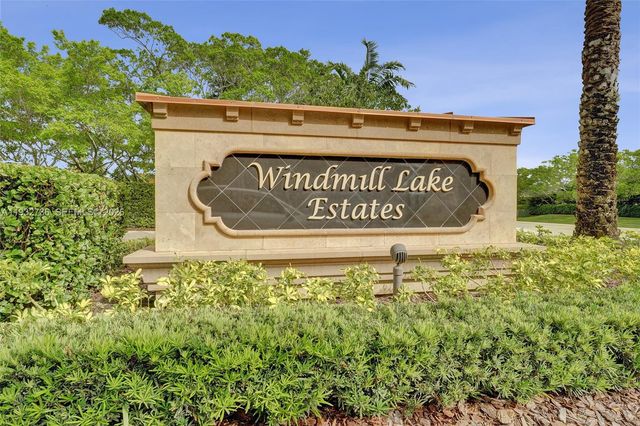 3855 Windmill Lake Road, Weston, FL 33332