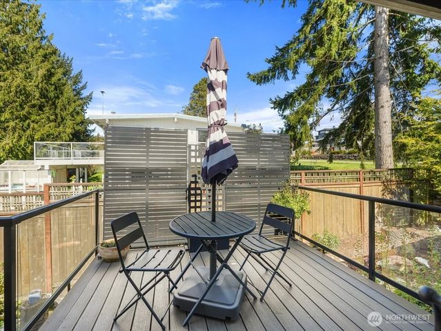 114 S 212th Street, Des Moines, WA 98198