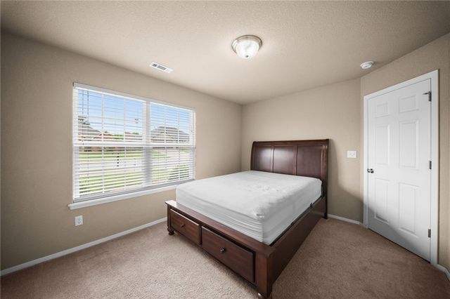1502 W Kelley Drive, Rogers, AR 72756