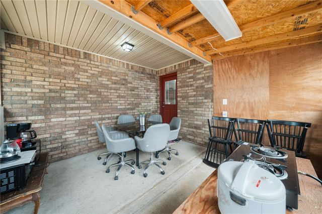 1502 W Kelley Drive, Rogers, AR 72756
