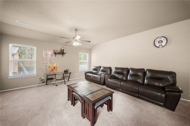1502 W Kelley Drive, Rogers, AR 72756