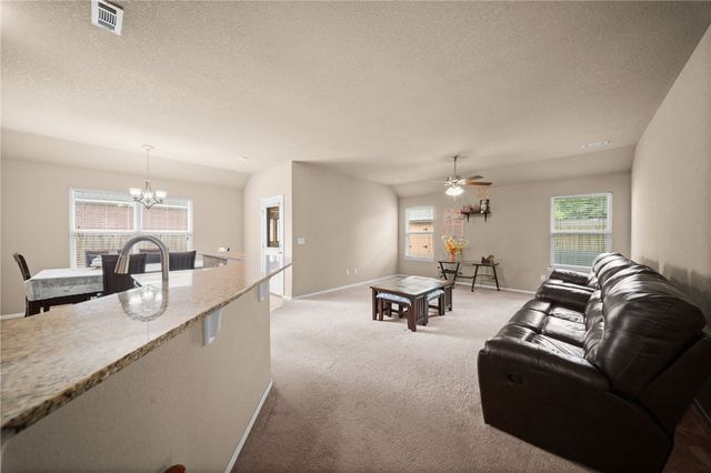 1502 W Kelley Drive, Rogers, AR 72756