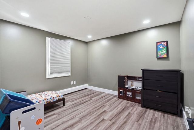 47 Lawn St 47, Attleboro, MA 02703