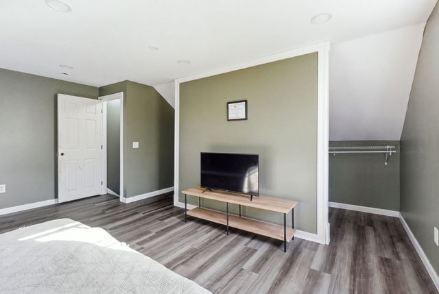 47 Lawn St 47, Attleboro, MA 02703