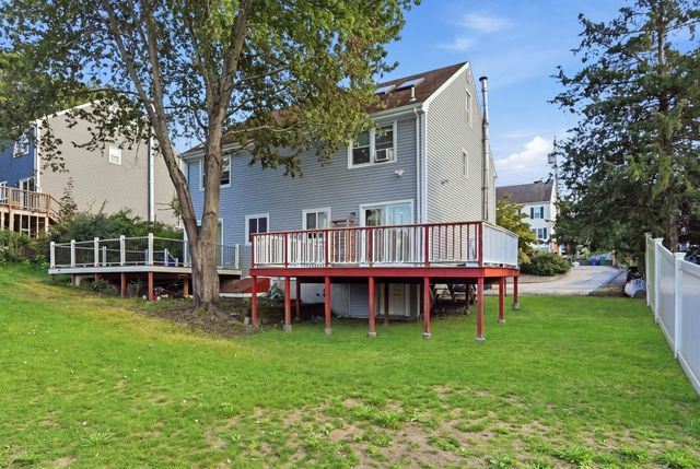 47 Lawn St 47, Attleboro, MA 02703