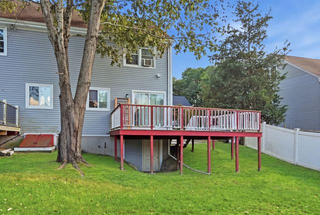 47 Lawn St 47, Attleboro, MA 02703