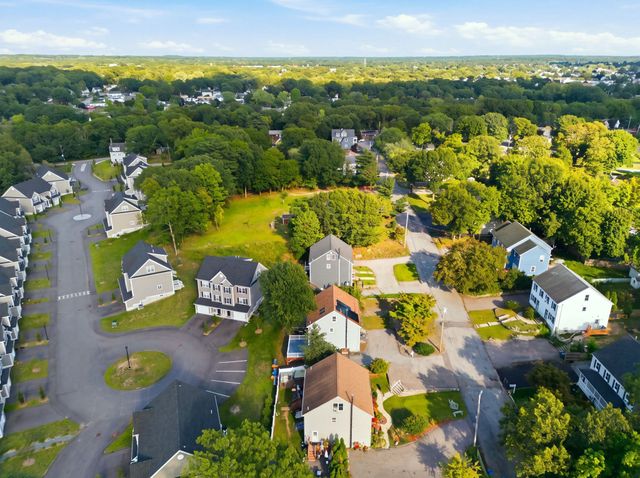 47 Lawn St 47, Attleboro, MA 02703
