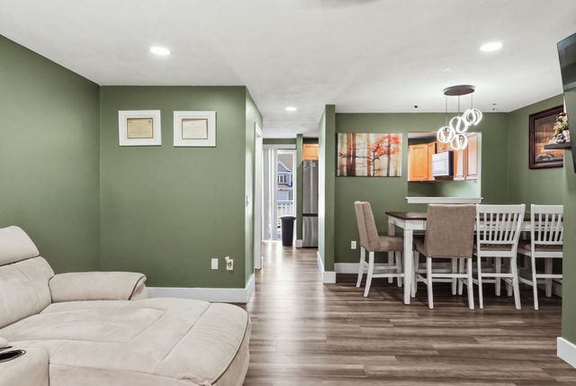47 Lawn St 47, Attleboro, MA 02703