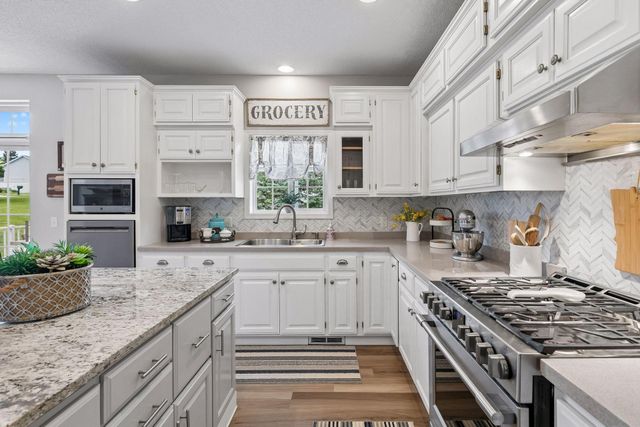 17437 Hazel Court, Lakeville, MN 55044