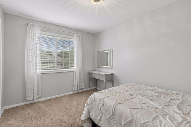 17437 Hazel Court, Lakeville, MN 55044
