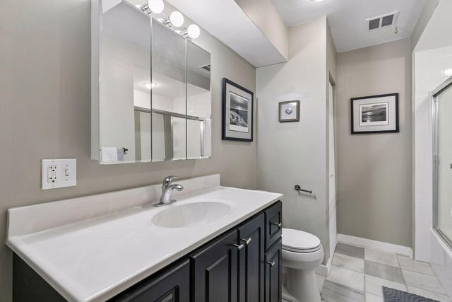 17437 Hazel Court, Lakeville, MN 55044
