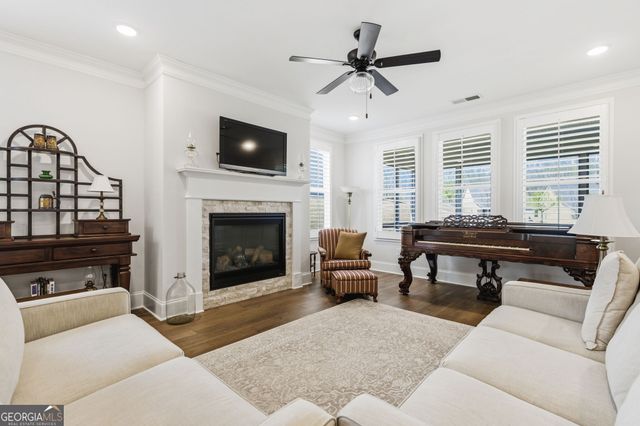 317 Mcqueen Way, Canton, GA 30115