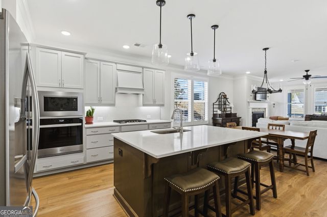 317 Mcqueen Way, Canton, GA 30115