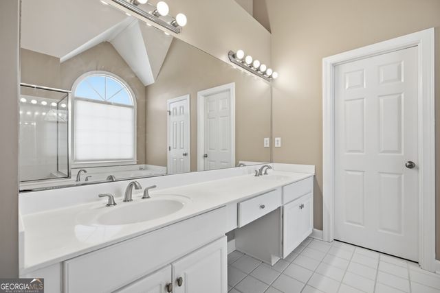 115 N Stone Close, Milton, GA 30004