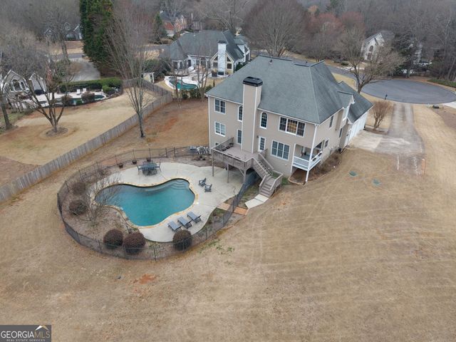 115 N Stone Close, Milton, GA 30004