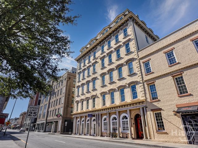 5 Whitaker Street 202 E, Savannah, GA 31401