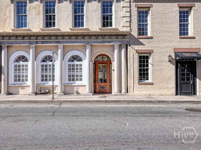 5 Whitaker Street 202 E, Savannah, GA 31401
